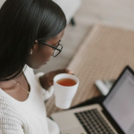 How to become a virtual assistant